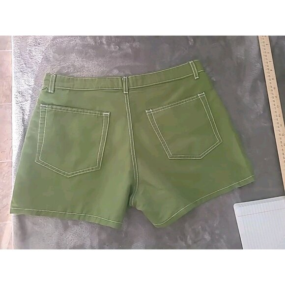 Chazz Vintage 90s Women High Waisted Olive Green Short Sz 9 Made USA 100% Nylon - Picture 12 of 15